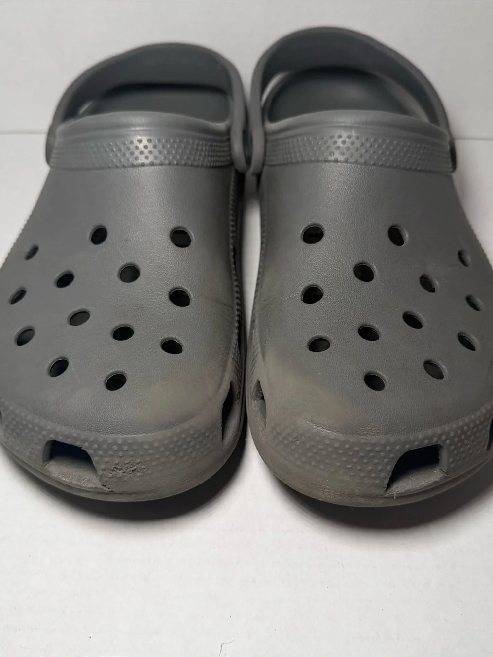 Crocs Classic Gray Slip Resistant Comfort Clogs Unisex Adult Size M-10 W-12